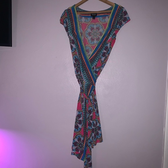 Nicole by Nicole Miller Dresses & Skirts - Colorful wrap dress